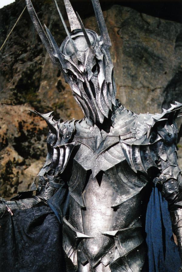 ResizedImage600897-Weta-Cave-Workshop-Tour-Sauron-Armour-Costume.jpg