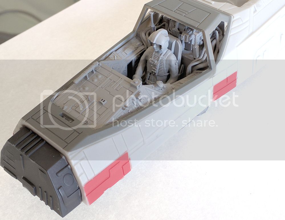 revell02_zpsltbyr3b7.jpg