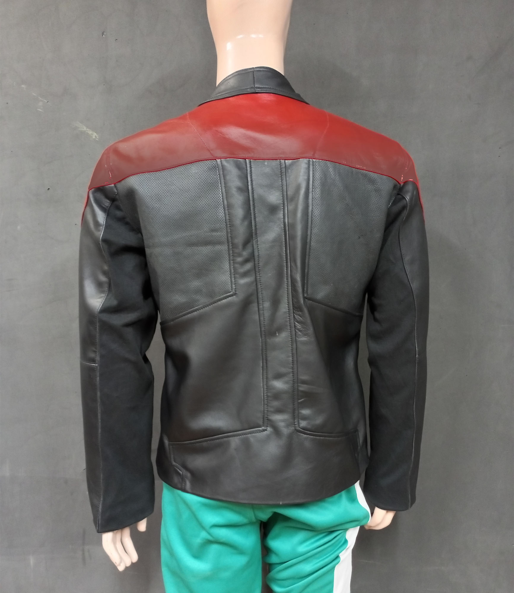 Riker Jacket back.jpg
