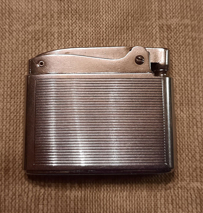 Ronson Adonis Newer Version Dark Passage Lighter 02.jpg
