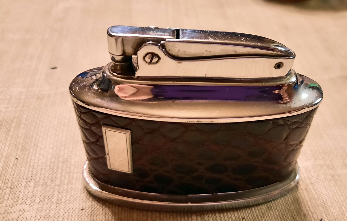 Ronson Senator 01.jpg