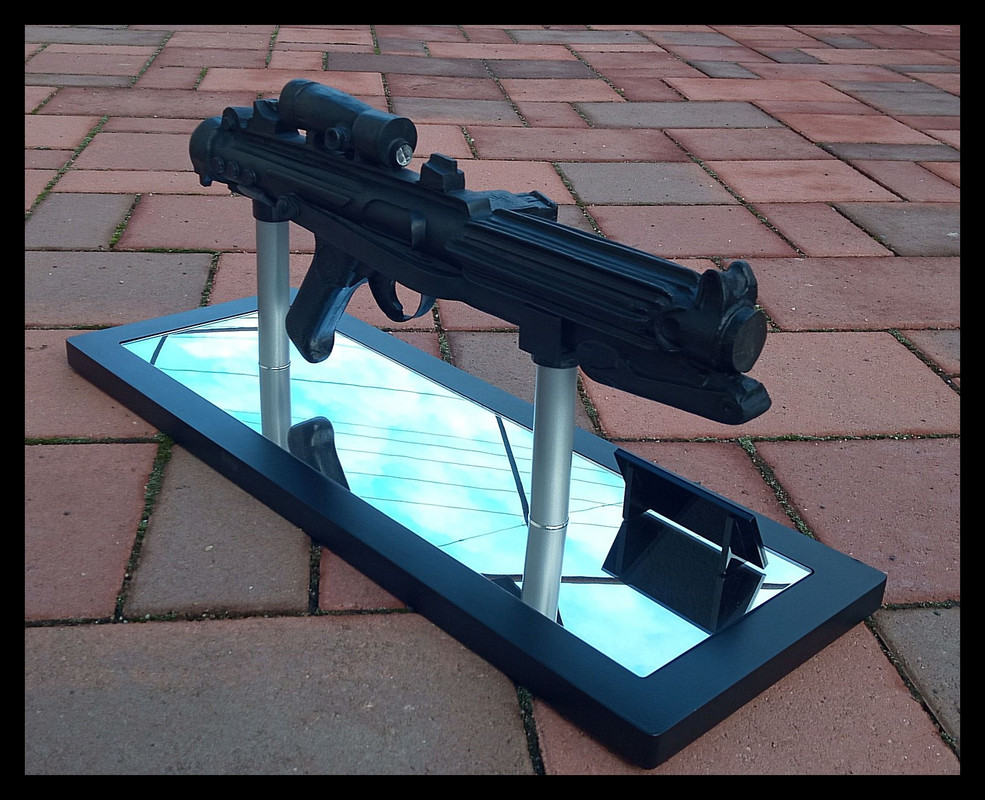 RS-Pugman-ESB-Stunt-Stormtrooper-blaster-22.jpg
