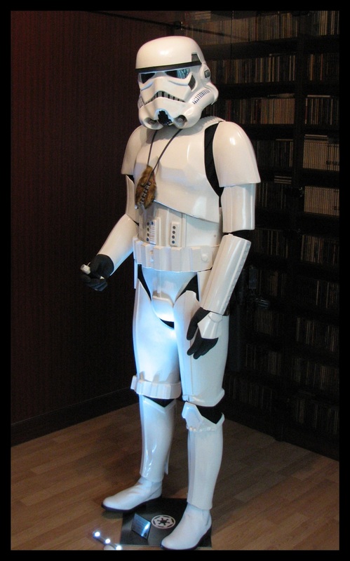 RS_Prop_Masters_Stormtrooper_armor_20.jpg