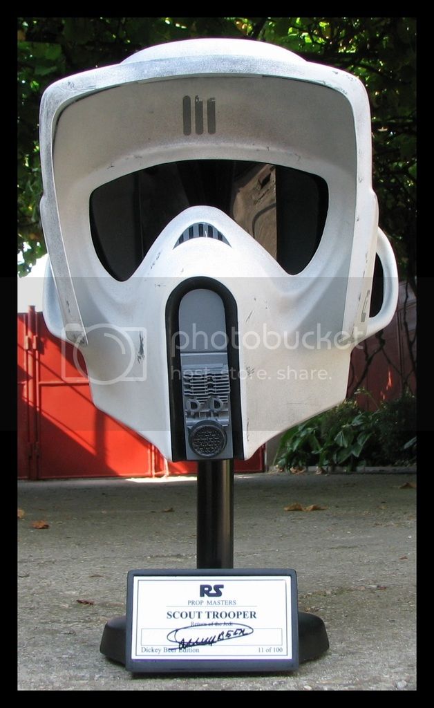 S%20Prop%20Masters%20Scout%20Trooper%20helmet%2003.jpg