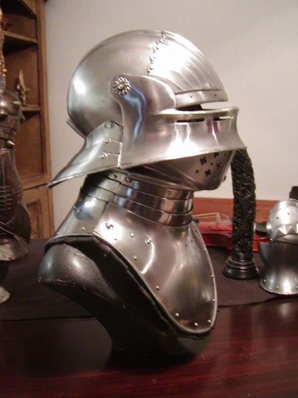 Sallet_armet_by_Ugo_Serrano.jpg