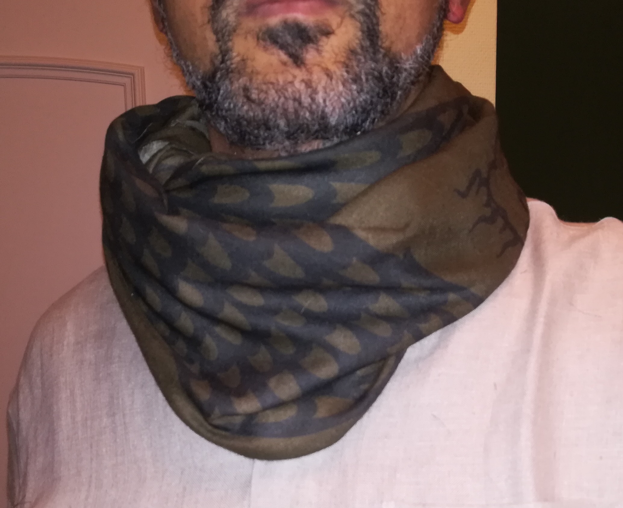 scarf_closeup.jpg