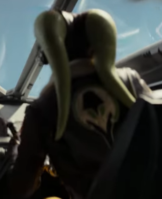 Screenshot 2023-04-07 at 12-01-47 Ahsoka Teaser Trailer Disney.png