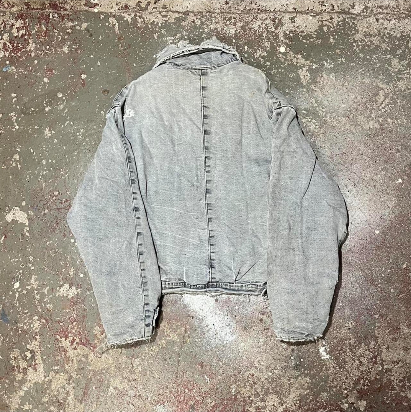 Screenshot_20250505_113542_Depop.jpg