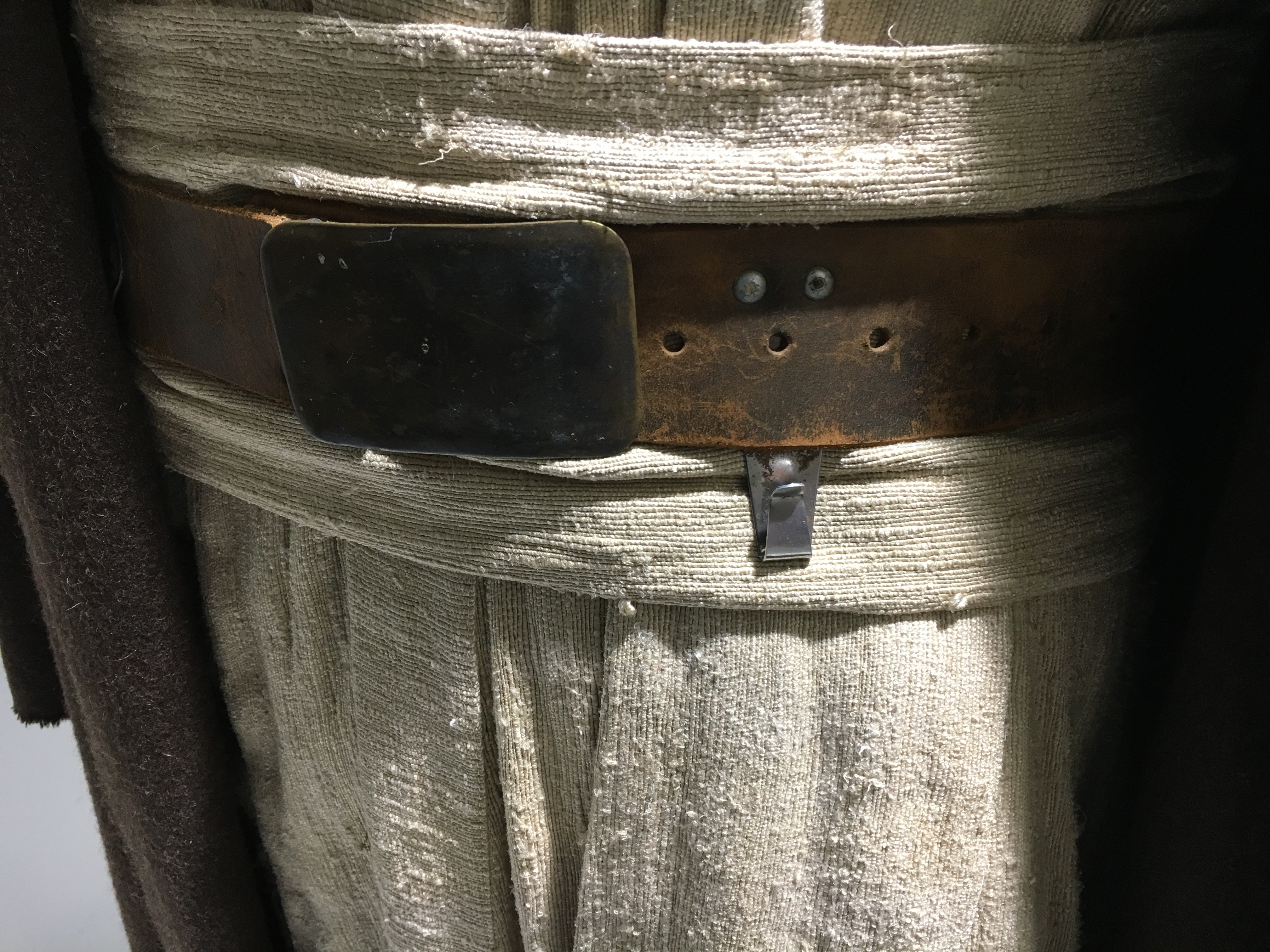 Screenused Belt (6).jpg