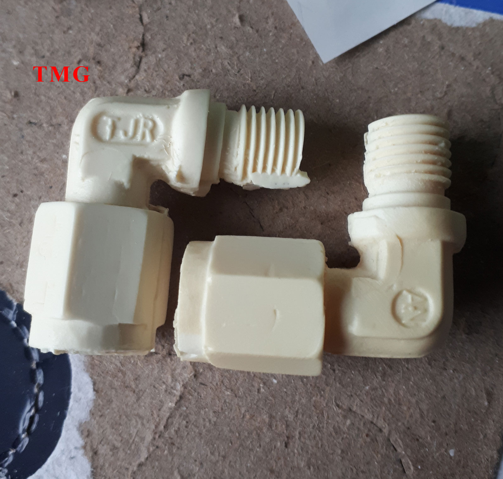 ShoulderCableConnector.jpg
