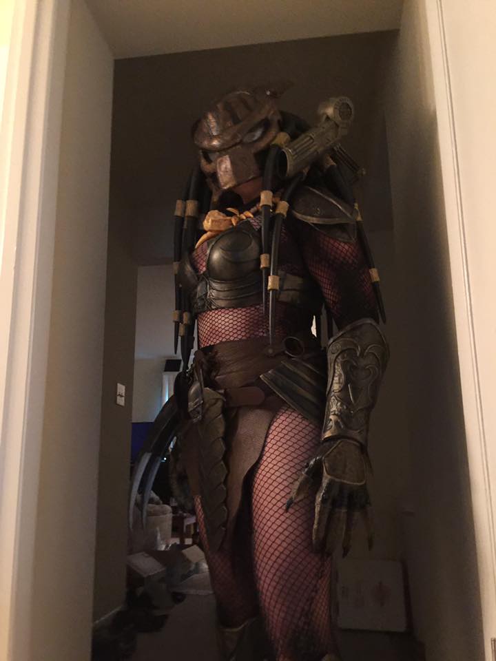 Sirena in Predator Costume.jpg