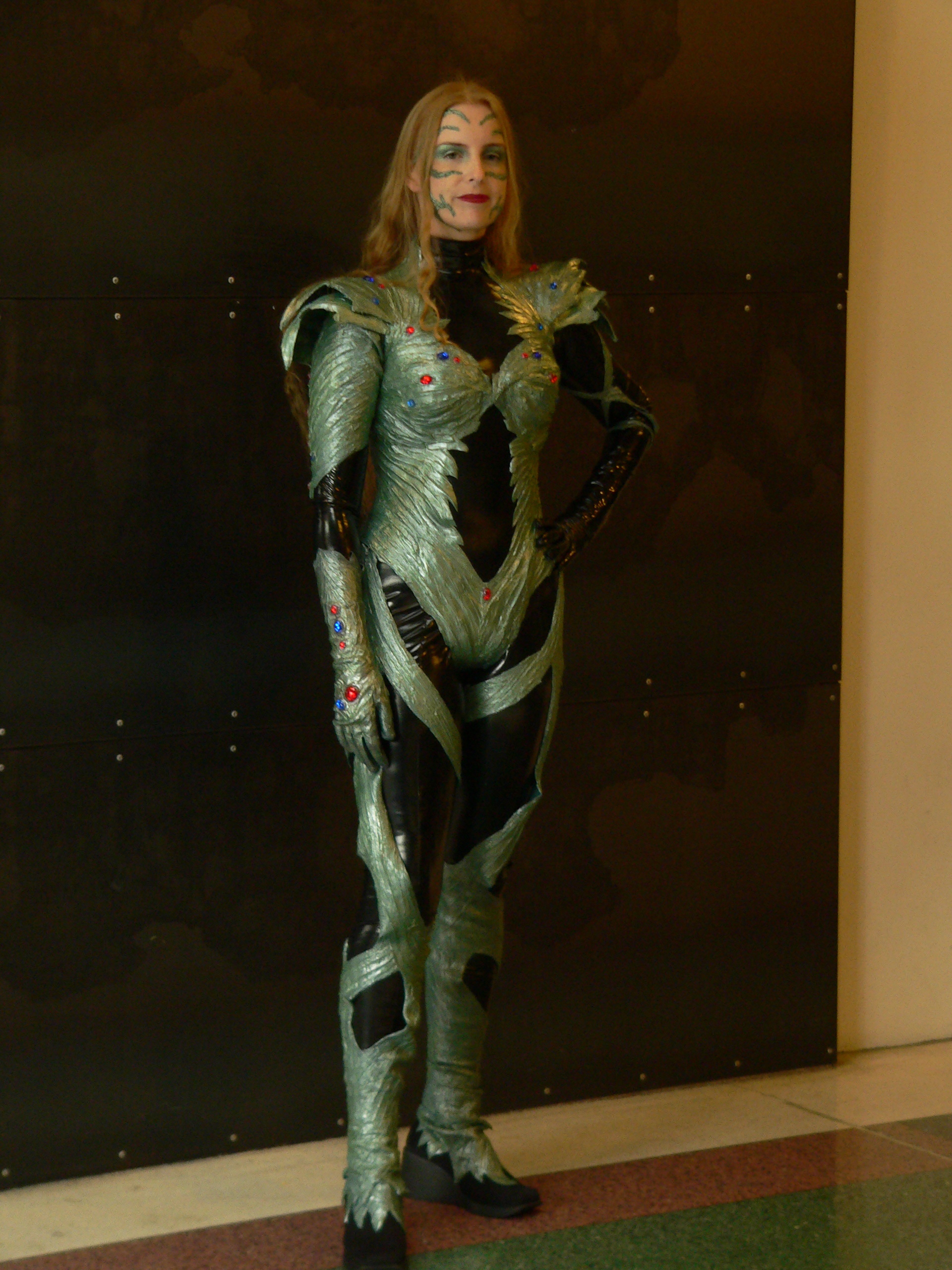 Latex/Silicon on Full Body Fabric Suit? Is it possible?