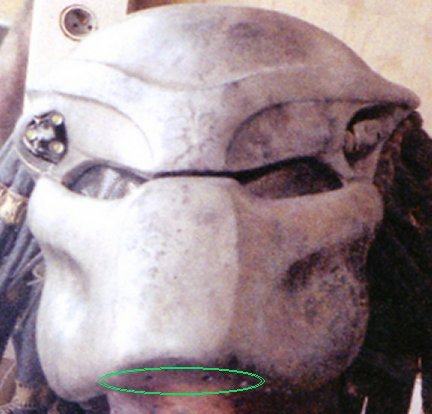 Stan_Winston_AVP_Book_08.jpg