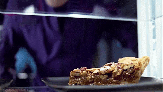 star-trek-national-pecan-pie-day.gif