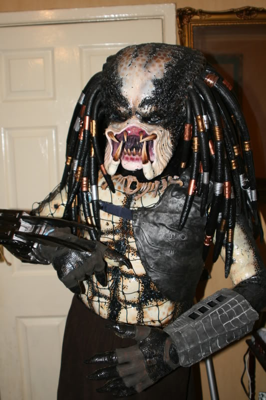 suitpred002-4.jpg