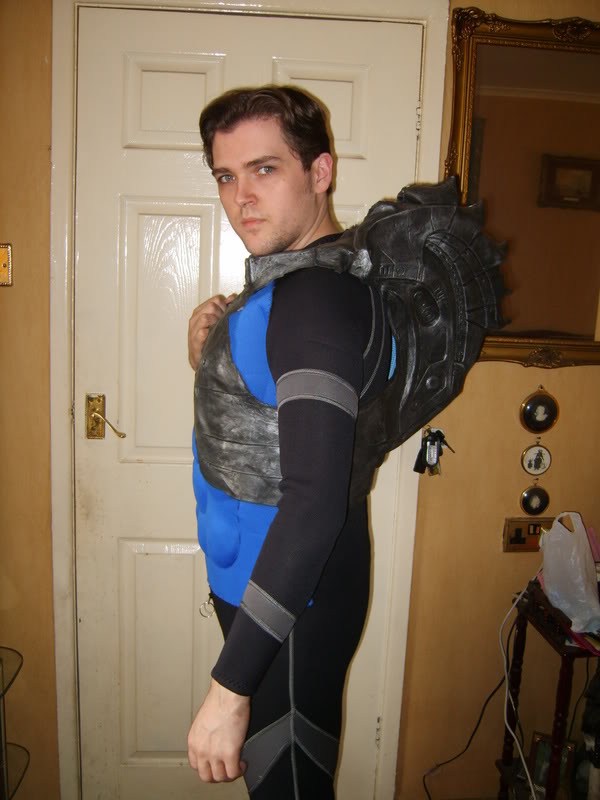 suitpred010-2.jpg