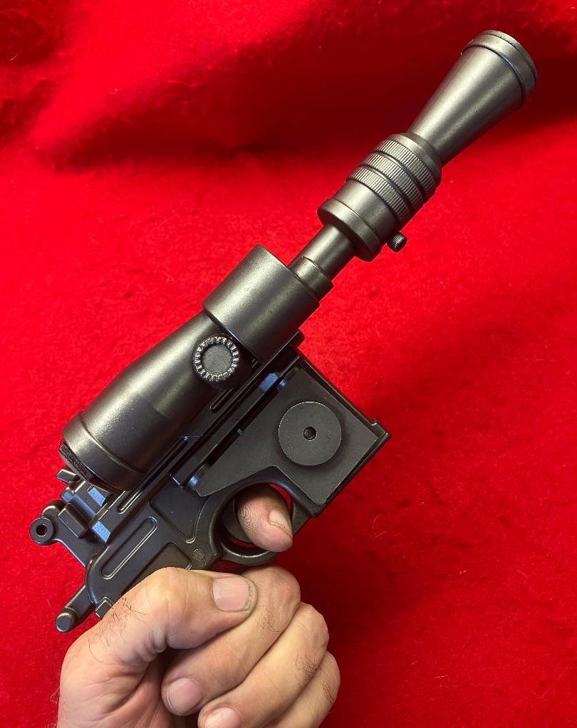 SW-ESB_Solo DL-44 Blaster-Rep (25).jpg