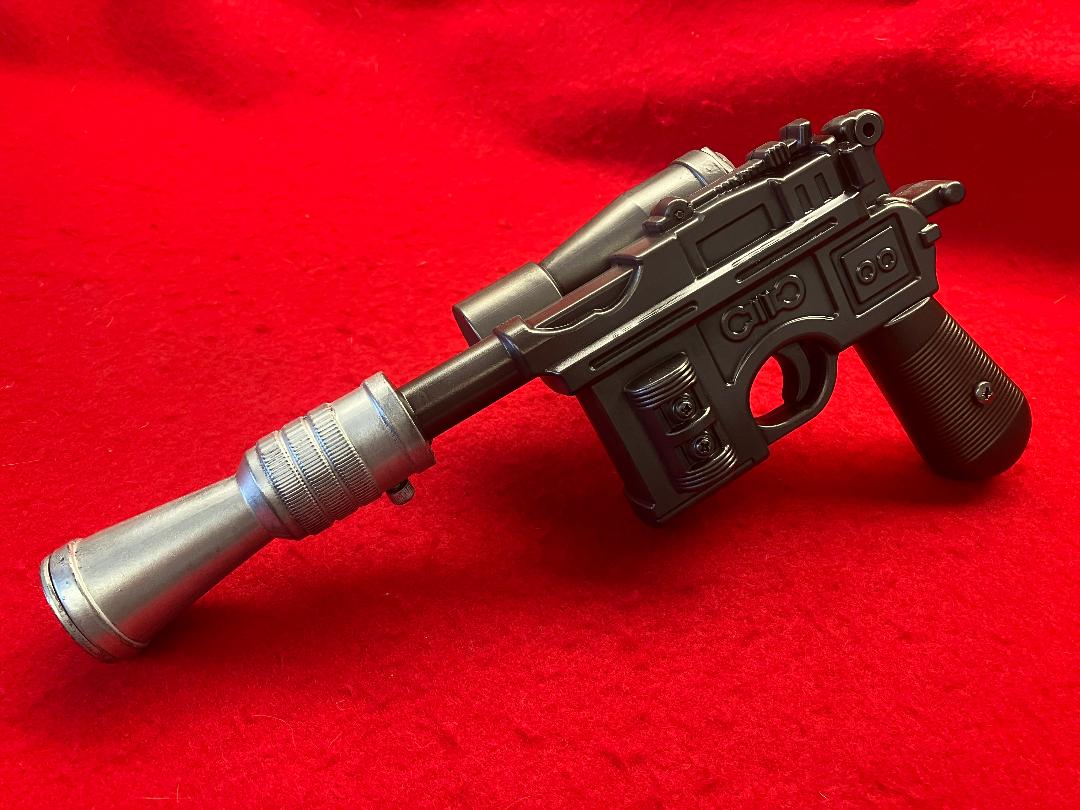 SW-ESB_Solo DL-44 Blaster-Rep (38).jpg