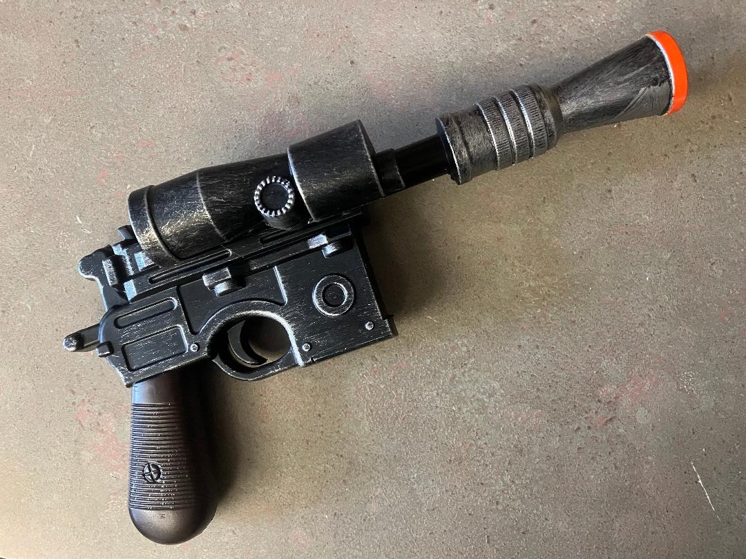SW-ESB_Solo DL-44 Blaster-Rep (9).jpg