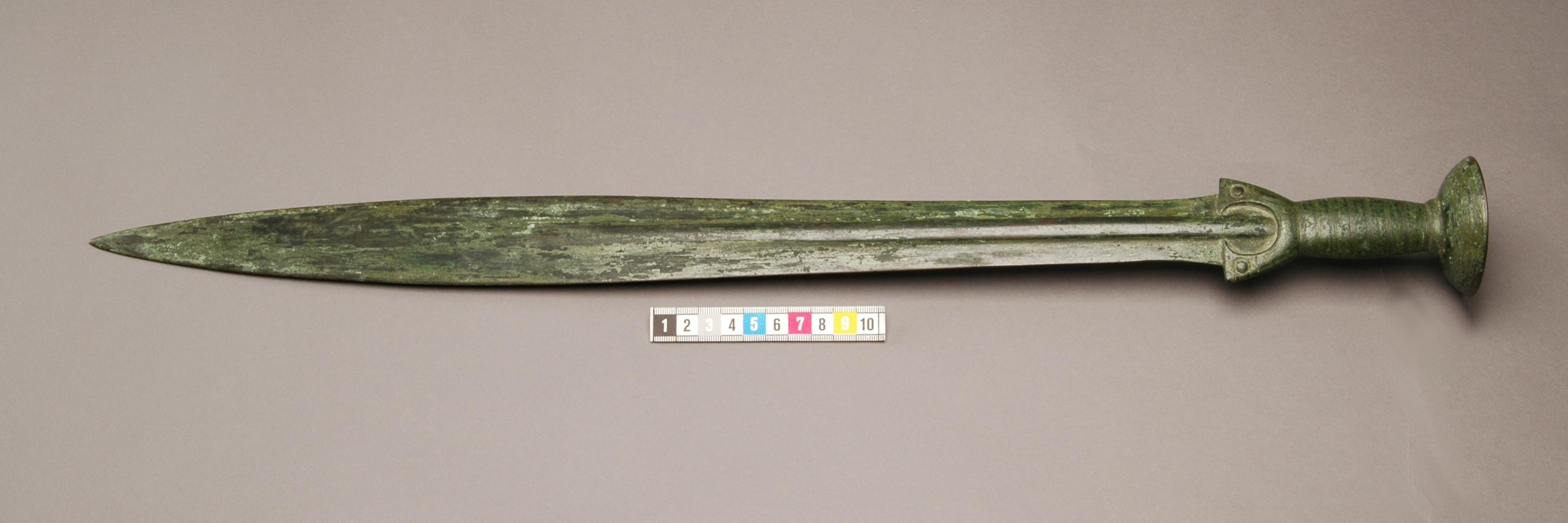 sword-from-the-bronze-age-sweden-1100-bce-900-bce-swedish-v0-n8ad3ybw5fba1.jpg