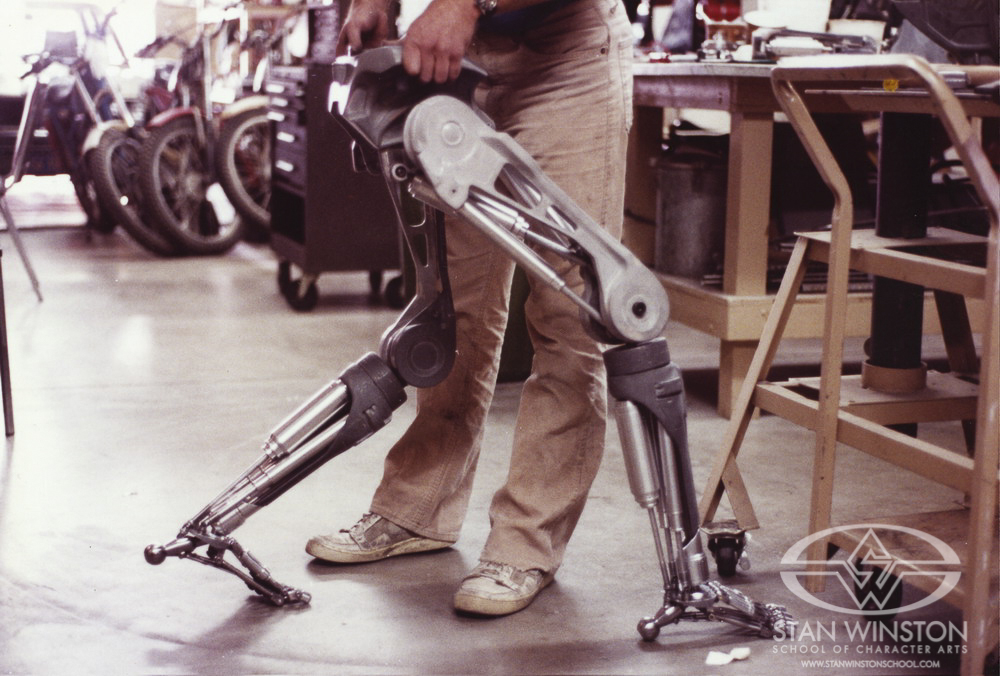 T1 - Endoskeleton - Stan Winston Studios - Kit - Legs - 036.jpg