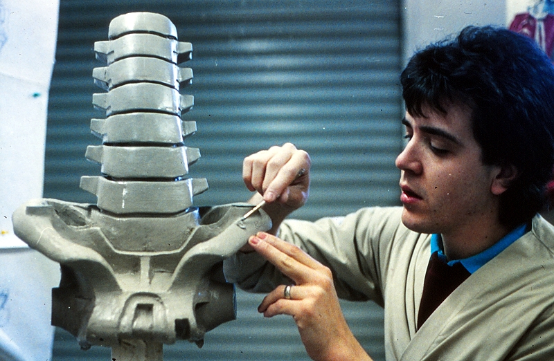 T1 - Endoskeleton - Stan Winston Studios - Sculpt - Spine - 001.jpg