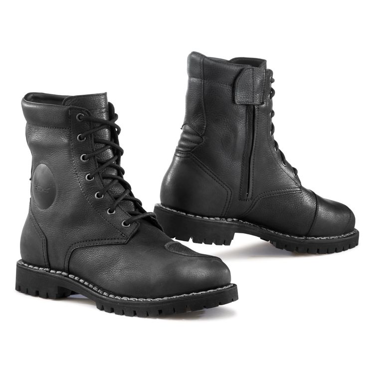 tcx_hero_wp_boots_black_750x750.jpg