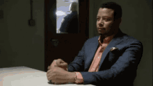 tenor.gif