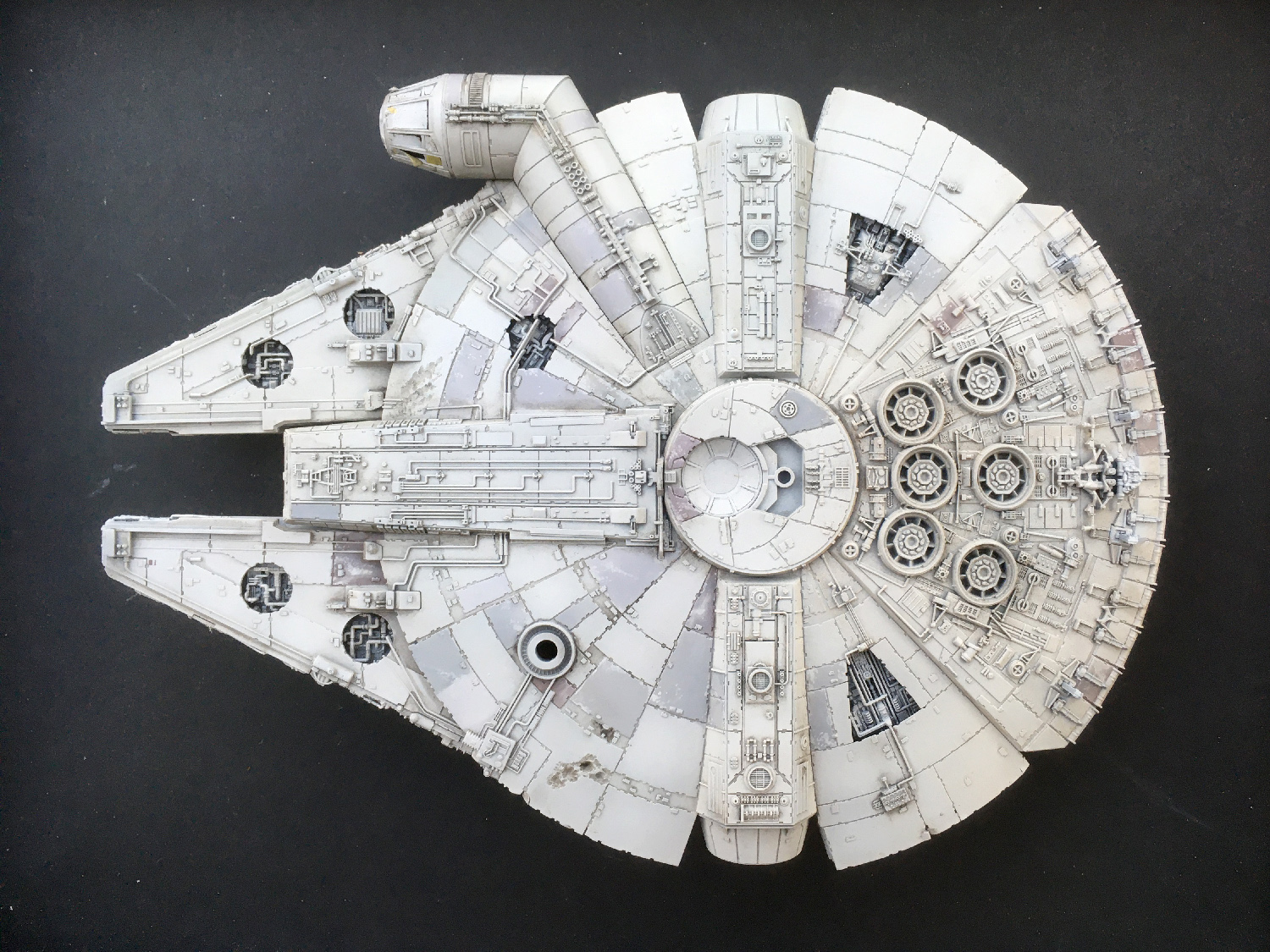 TFA-Falcon_wash_00.jpg