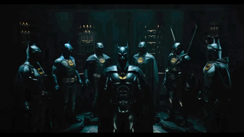 The-Flash-Batsuits-screenshot.jpg