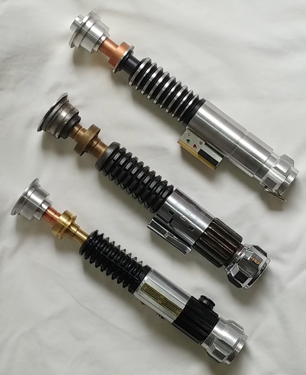 Thin-Necks3.jpg