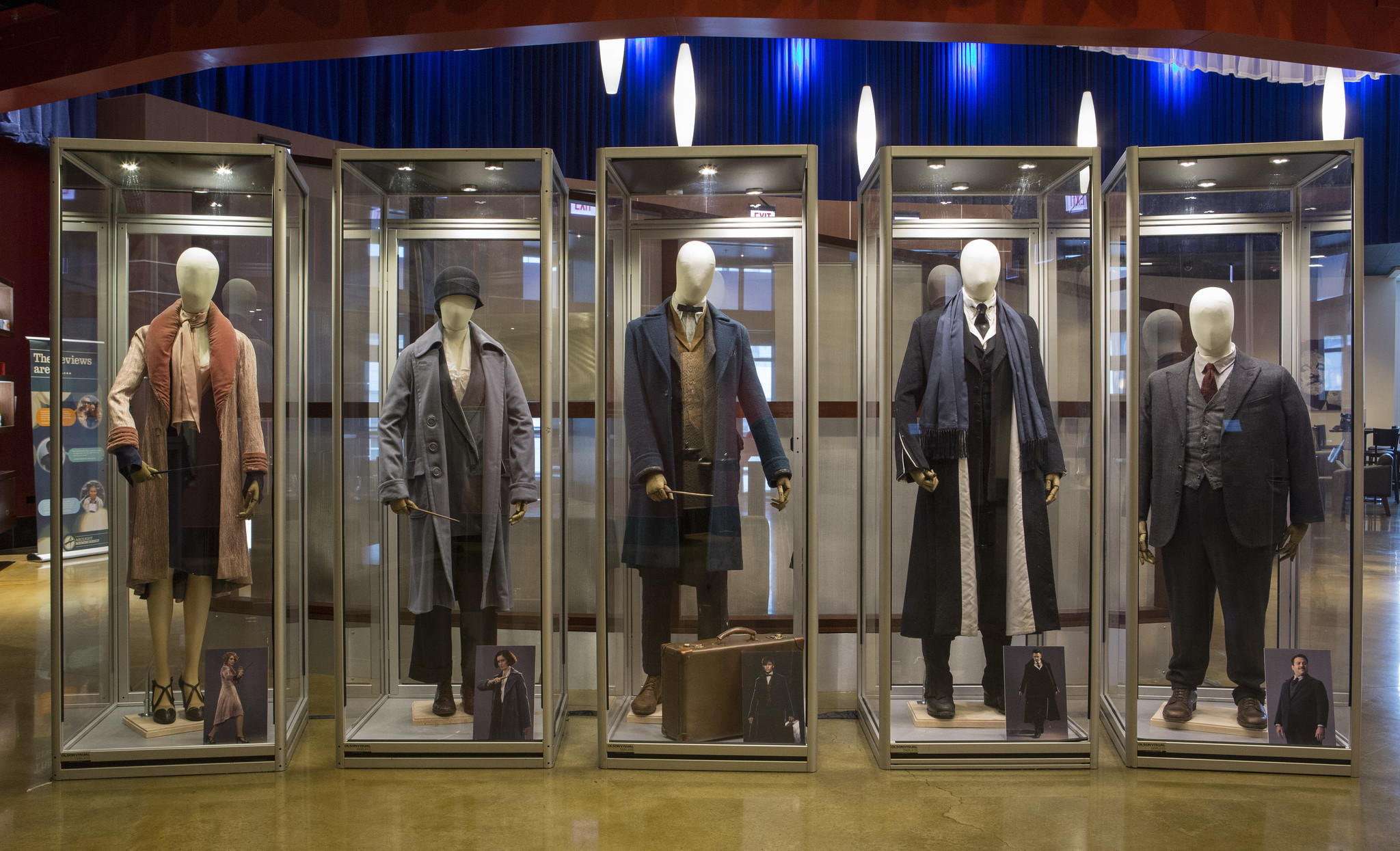 to-find-them-costumes-at-arclight-chicago-20161027.jpg