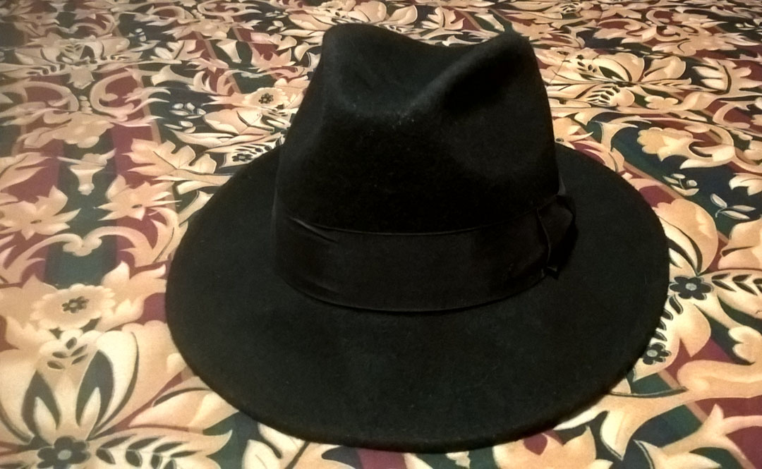 Toht Hat 01s.jpg