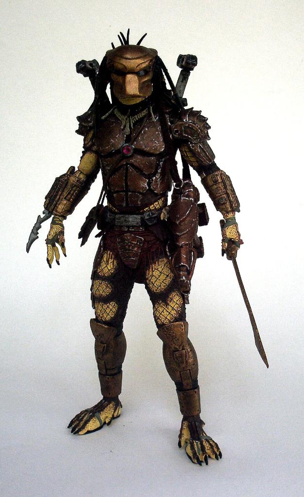 TopKnotPredator1.jpg