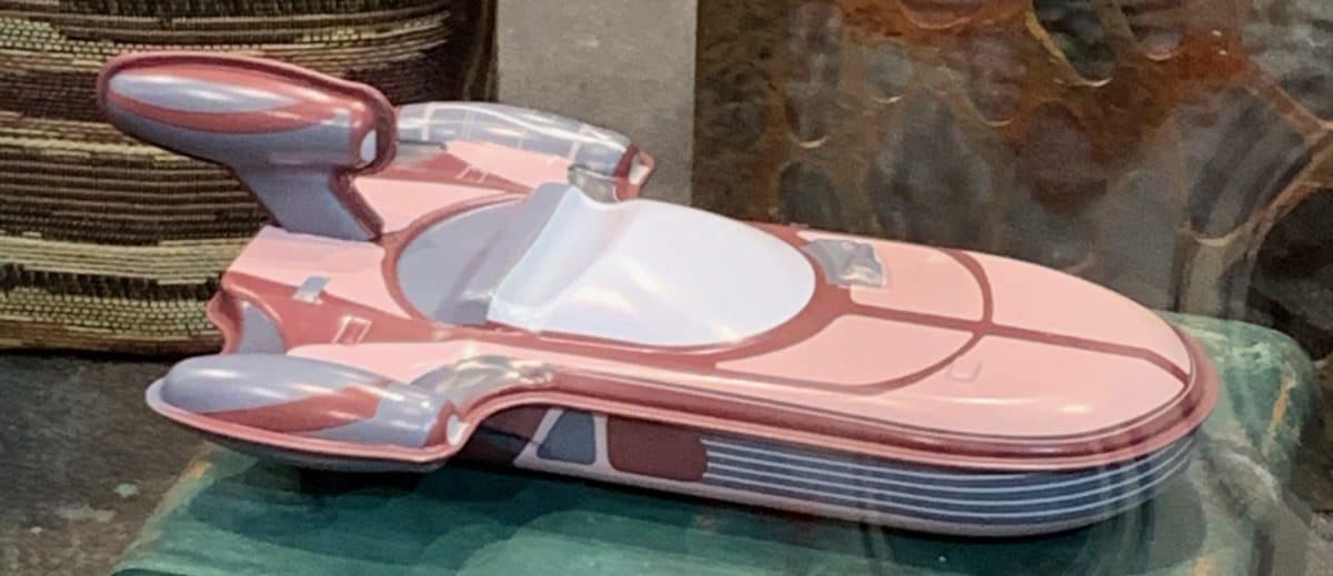 toydarian-toymaker-tin-sandspeeder-1200x519.jpg