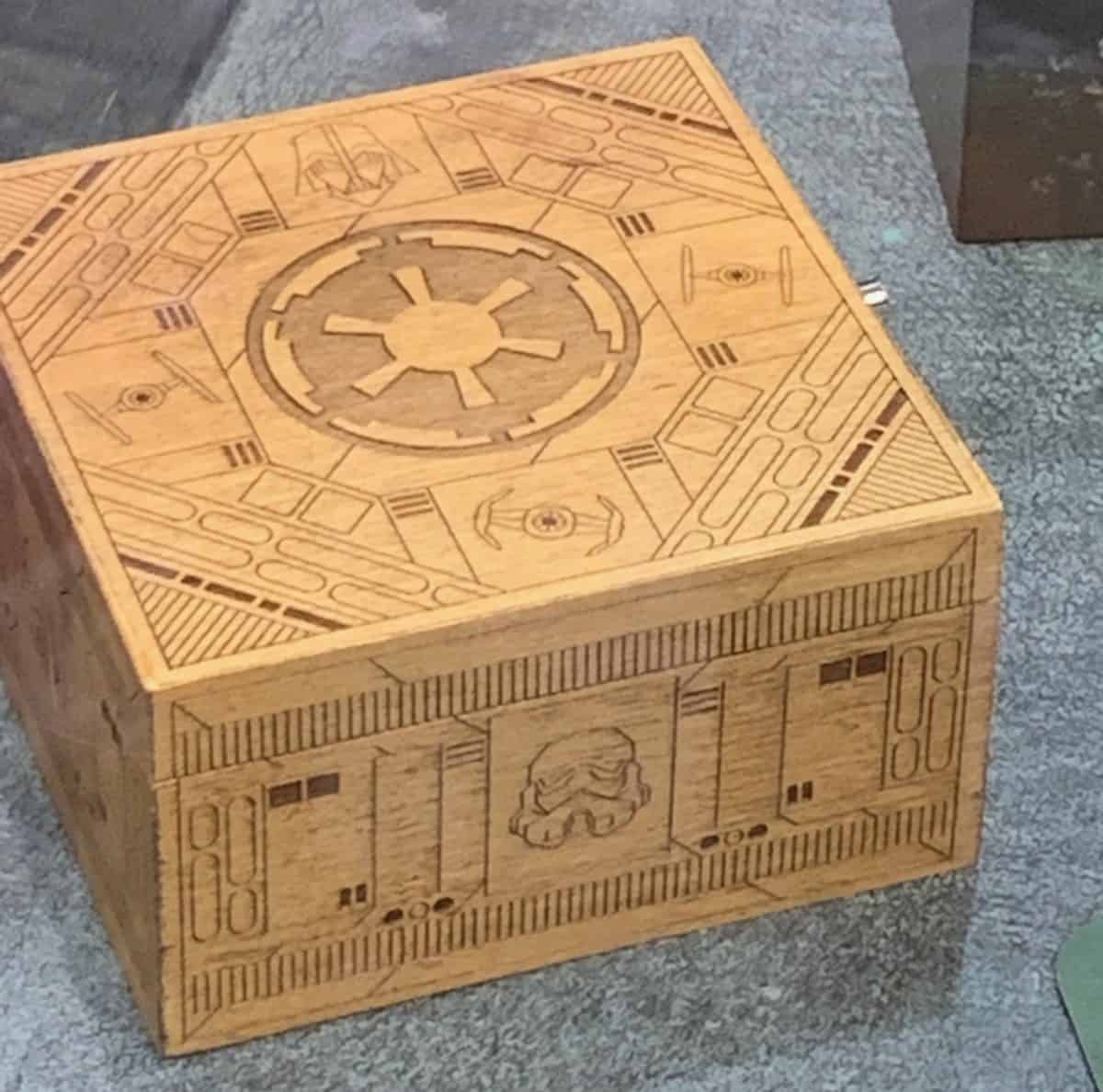 toydarian-toymaker-wooden-box-1200x1188.jpg