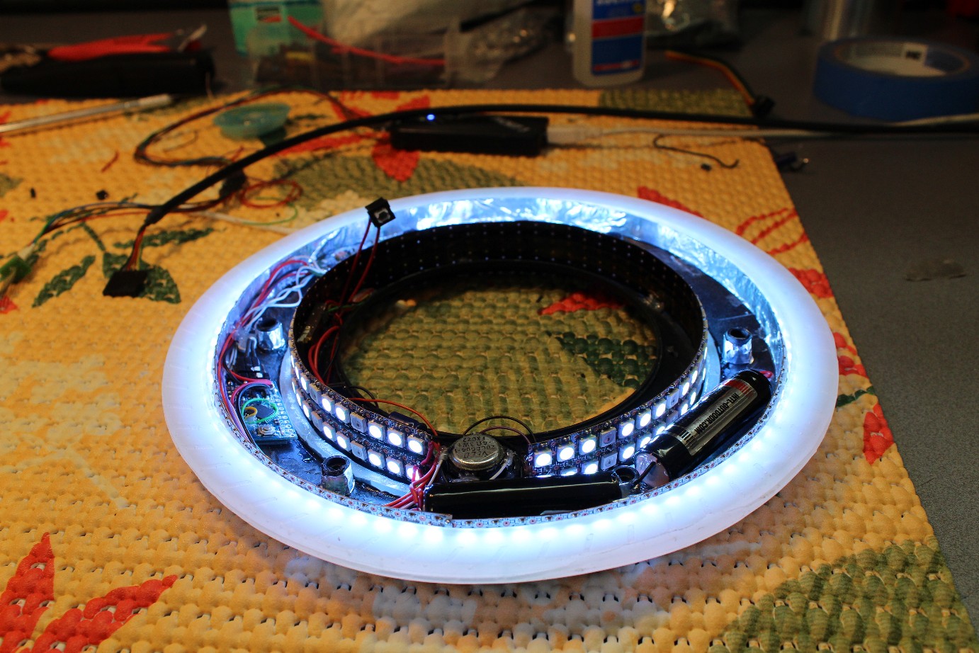 TronLegacyDisc_05.jpg