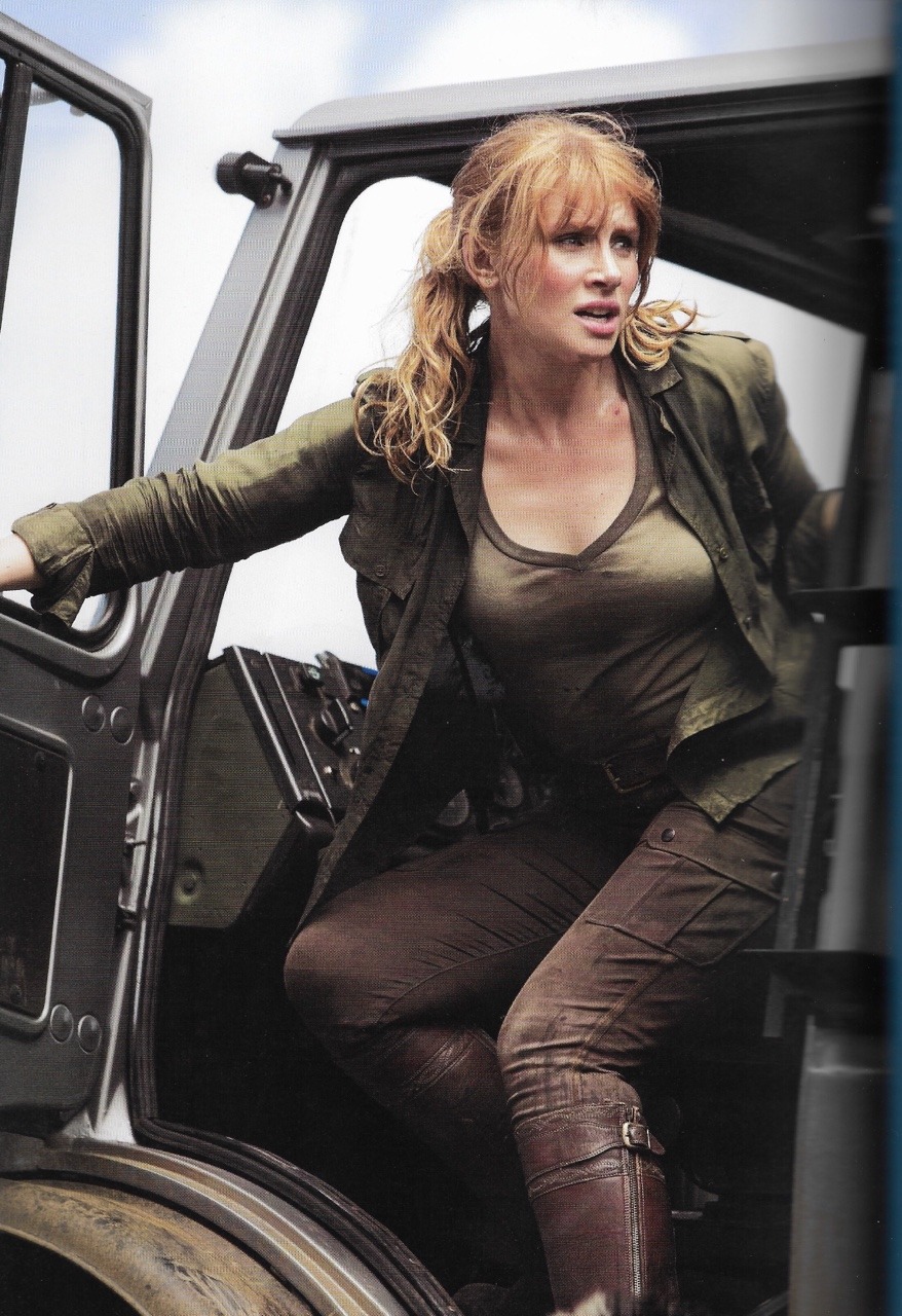 Does anybody know the screen accurate boots Claire Dearing (Bryce Dallas Ho...