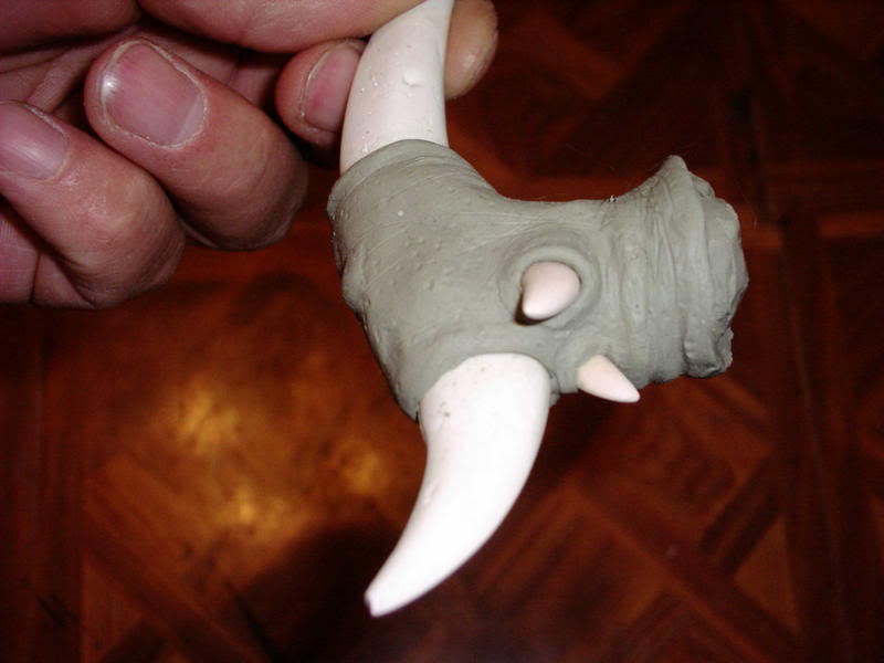 tusk1.jpg