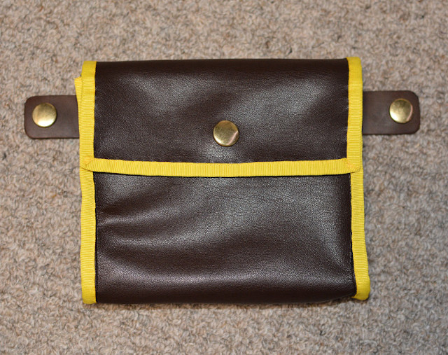 waist_pouch.JPG
