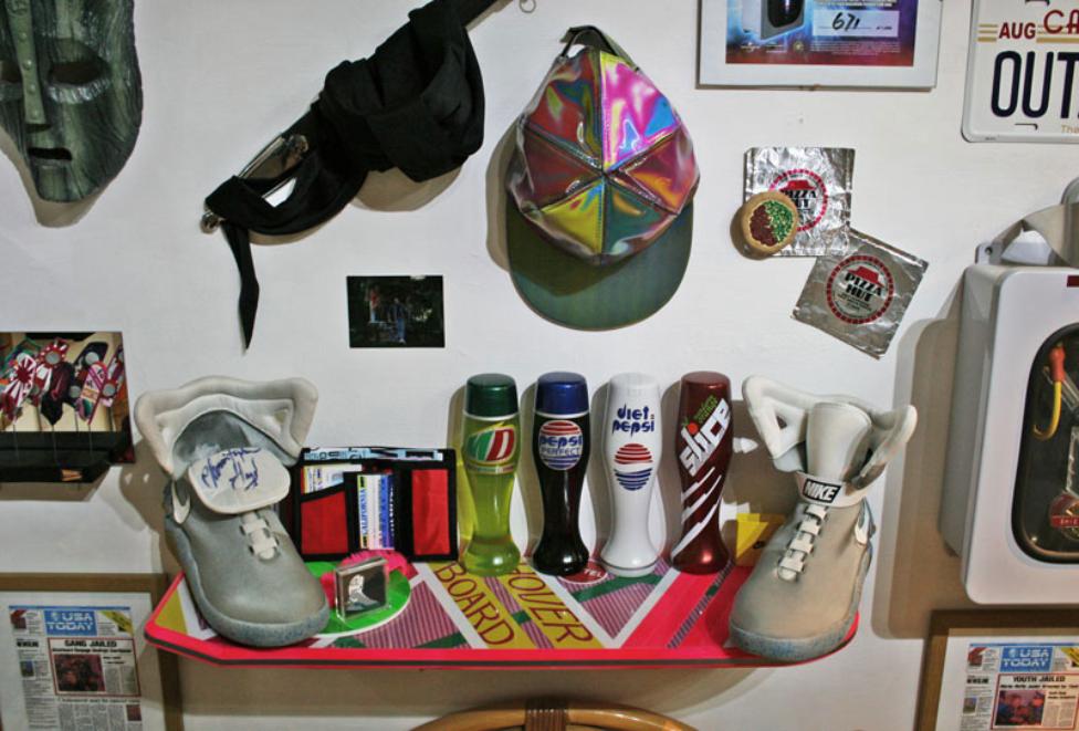 walldispB-976x661.jpg