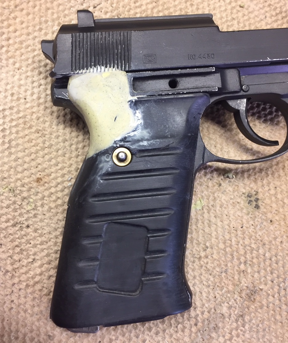 Walter's UNCLE Gun (71).jpg