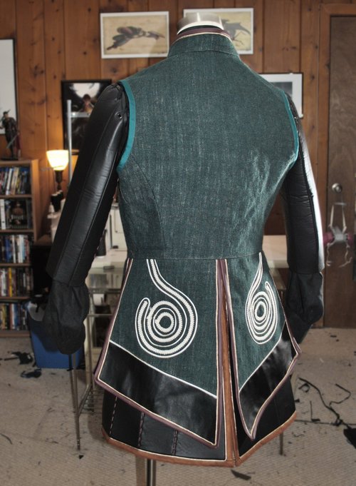 witcher-tunic-8.jpg