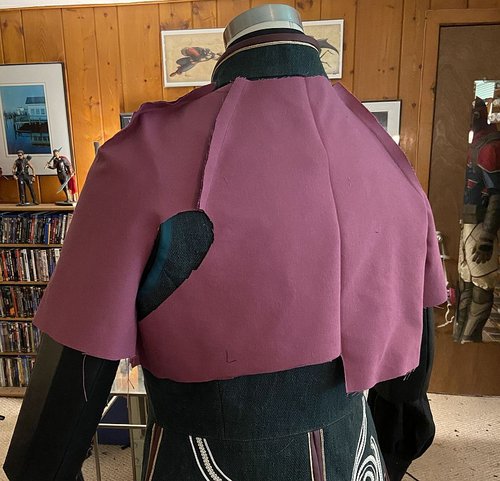 witcher-vest-2.jpg