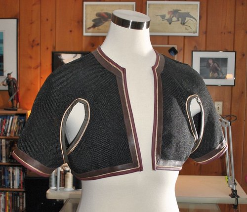 witcher-vest-4.jpg