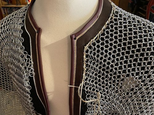 witcher-vest-6.jpg