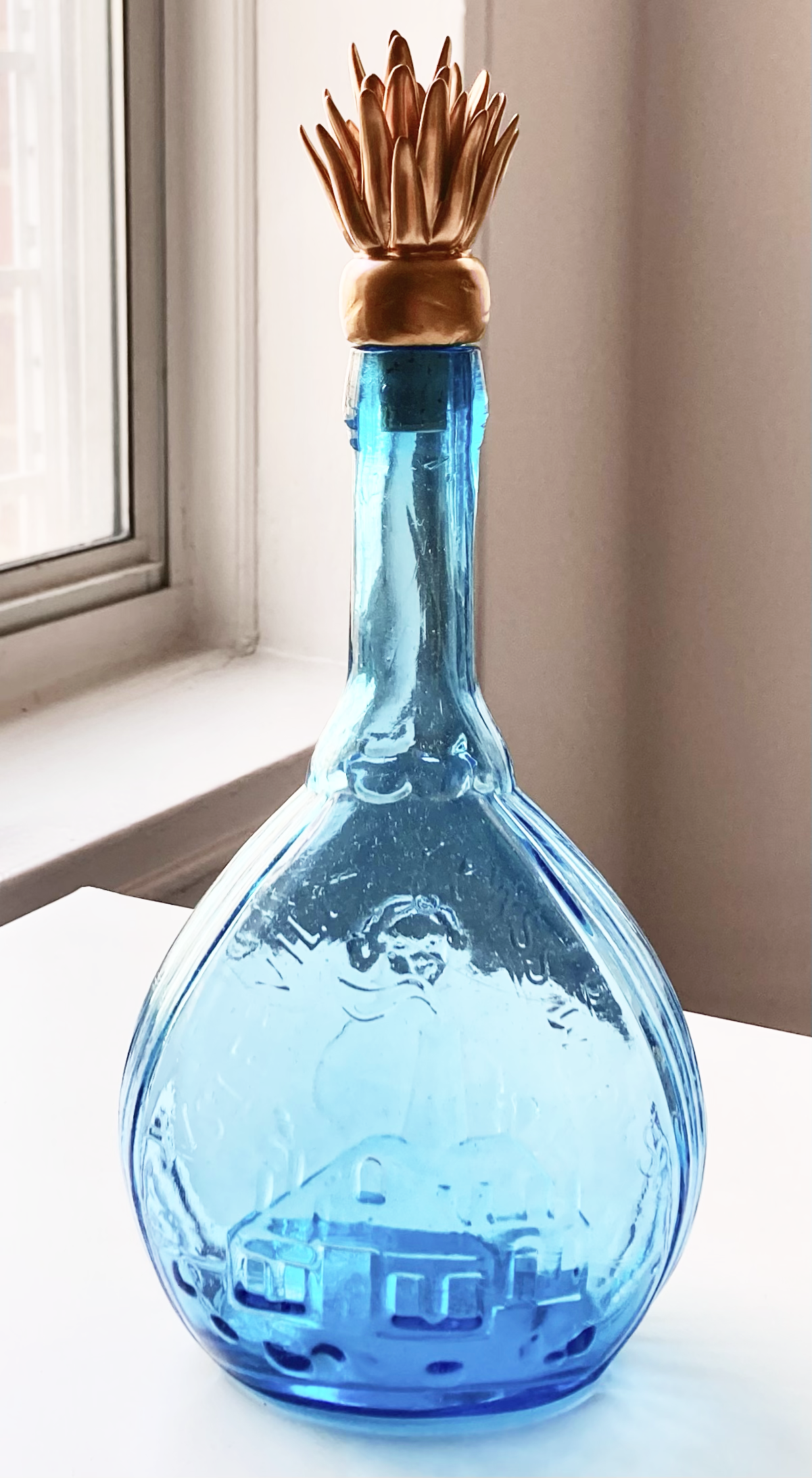 ZafiroAnejoBottle.png