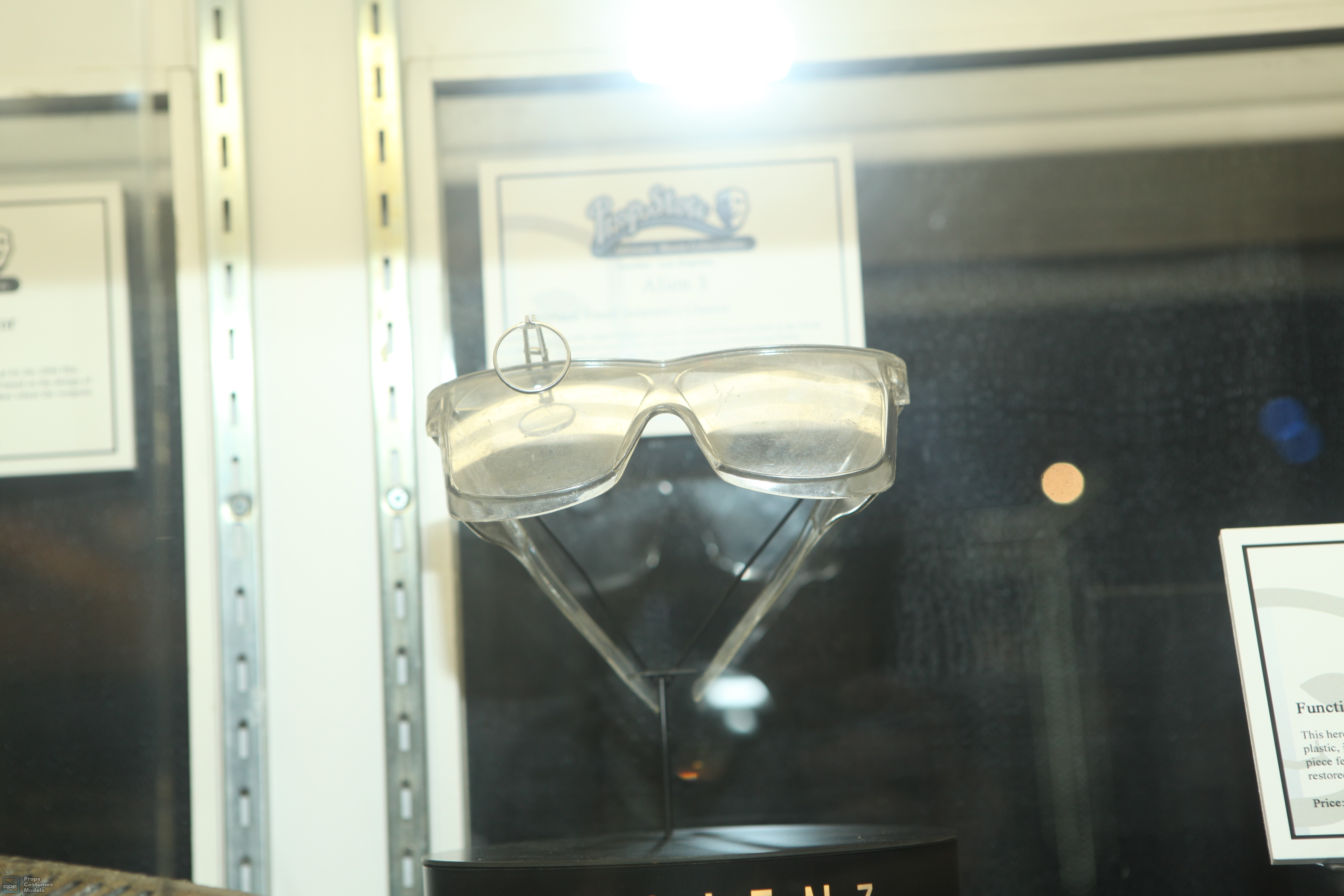 Alien 3 - Weyland-Yutani Scientists Glasses