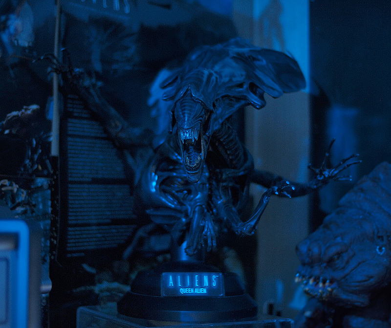 Aliens - Queen Bust #43/1500 (by Sideshow Collectibles) Pic 2