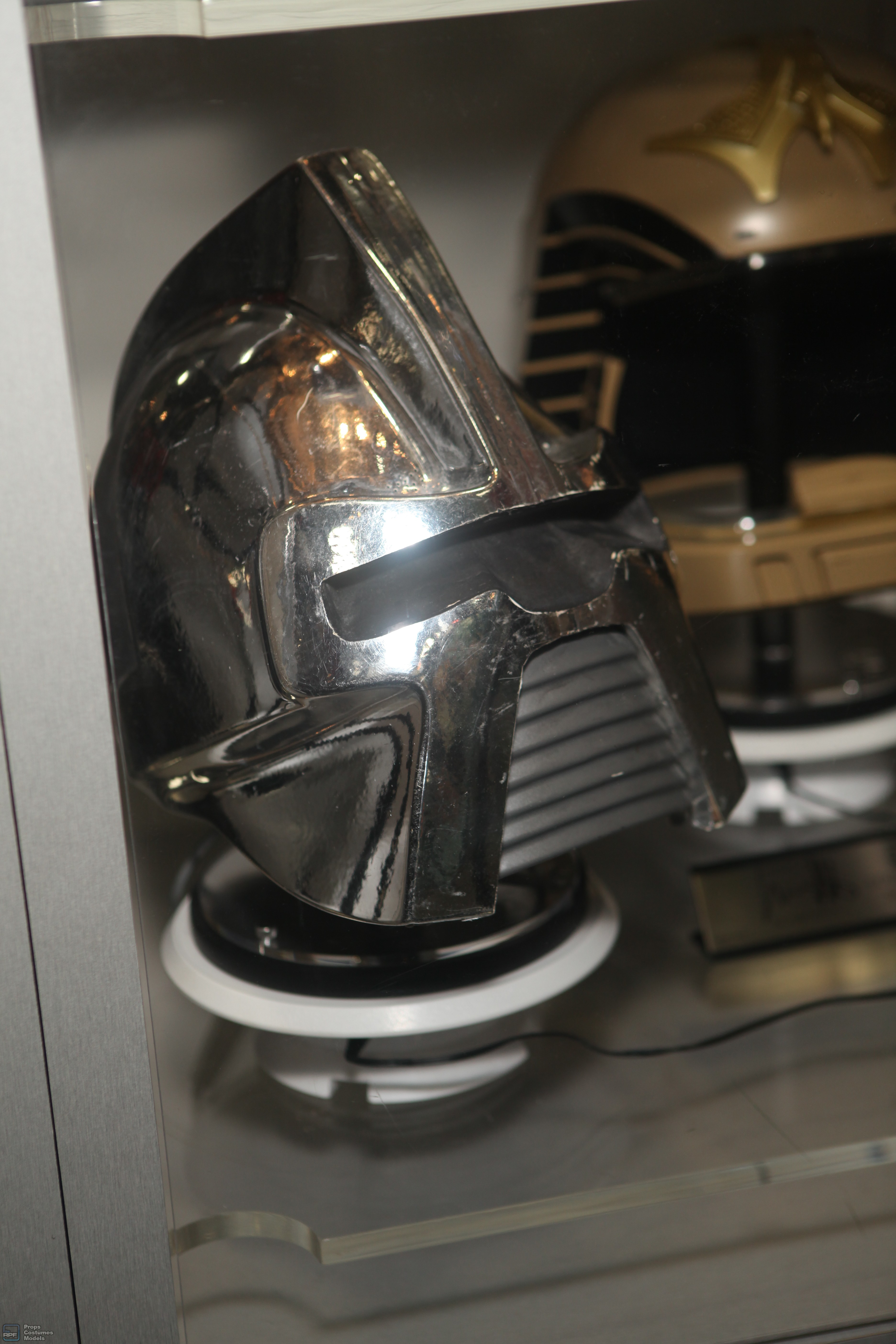 Battlestar Galactica - Cylon helmet